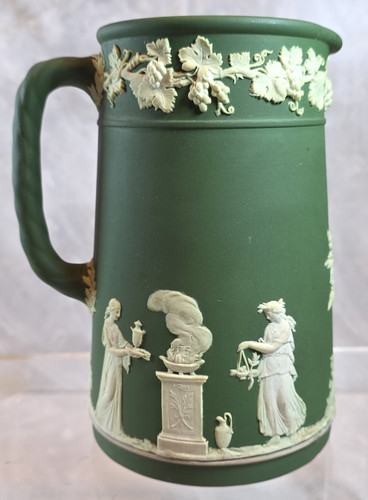 Antique wedgwood olive green - olive,