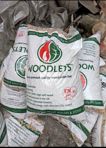 10kg bags woodlets 6mm - 52,