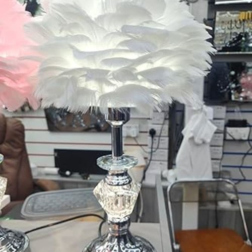 Striking white feather duchess - white,