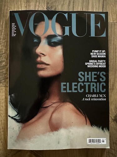 Charli xcx she electric rock - charli,