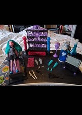 Monster High Colour-Me-Creepy
