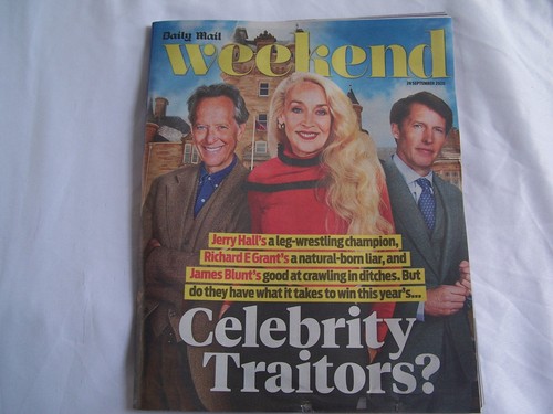 Daily mail weekend magazine - mail,