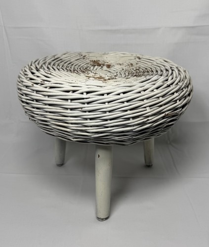 Vintage legged wicker tony - 3,