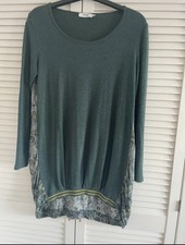 Ladies Jumper Size 16 Longline