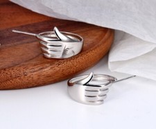 Retro Love Hug Hand 925