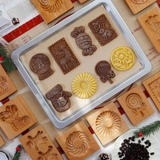 Carved Wooden Cookie Mold Gingerbread Stamp 3D Embossed Biscuit Cutter Baking