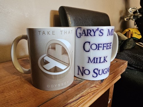 Take that mug - take,