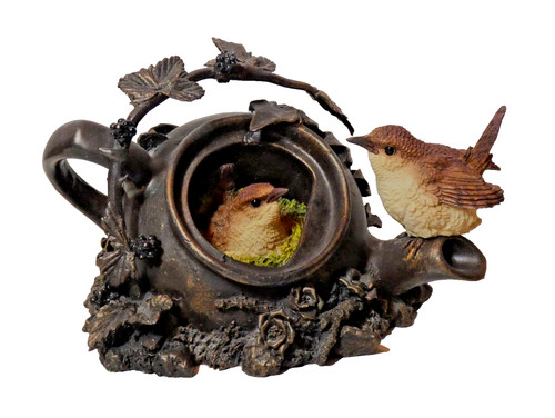 Wrens teapot 1225 by - in, no