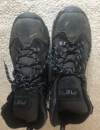 Meru ladies walking boots - -,