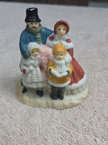 Lemax christmas village - lemax,