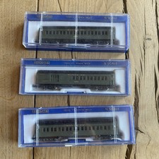 Rake of three Bachmann N gauge