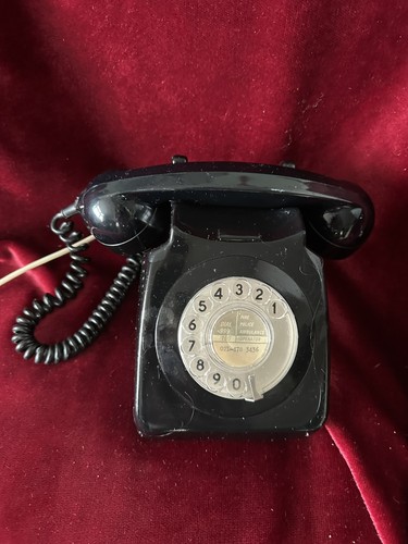 Black telephone vintage - telephone,