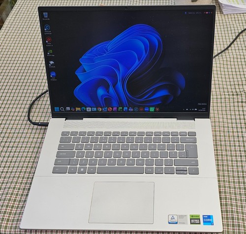 Dell inspiron plus 7630 - 16,