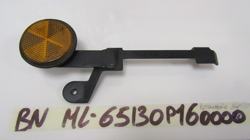 Reflector floodlight left side