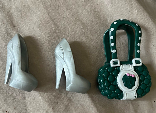 Scarah screams heart - , fashion