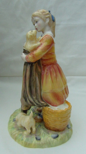 Royal doulton age innocence - doulton,