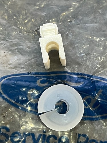 Escort bonnet stay grommet - bonnet,