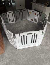 Children's Play Pen Secure for