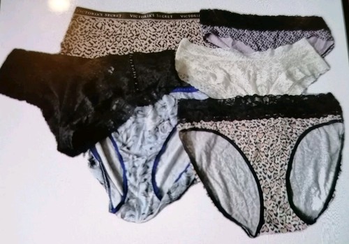Small joblot pairs of - joblot,