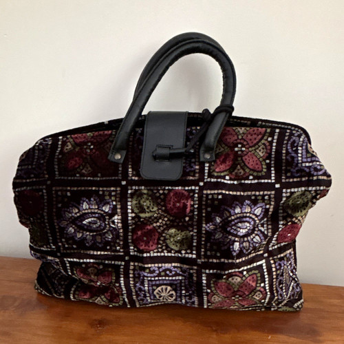 Vintage 80s velvet frame bag