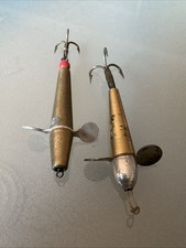A VINTAGE HARDY BROS ROSE'S REVERSIBLE MINNOW FISHING LURE + 1 OTHER.