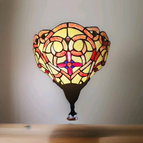 Tiffany style wall light - style,