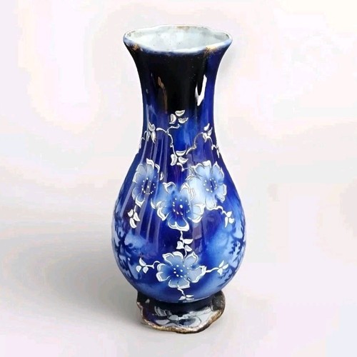Blue white porcelain vase - porcelain,