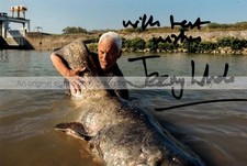 Jeremy wade angler - wade, river