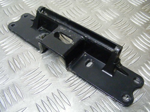 Fjr1300 fuel tank pivot - fuel,