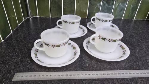 Vintage made in - pyrex),
