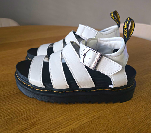 Martens strappy leather - dr.,