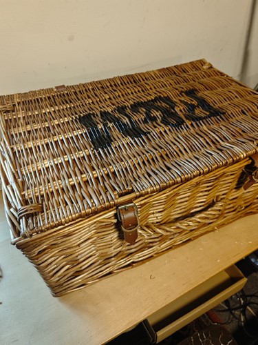 Fortnum mason m hamper - fortnum, f&m
