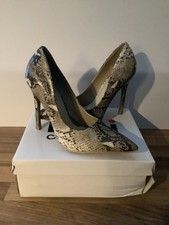 Women’s High Heels Size 5 Beige Snake