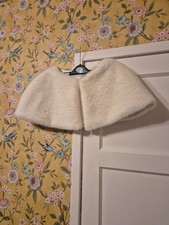 2 faux fur shoulder bolero