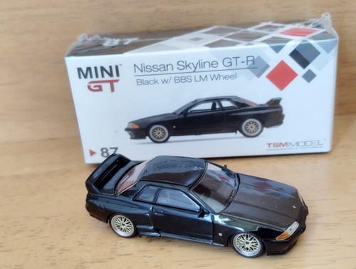 Mini nissan skyline - gt,