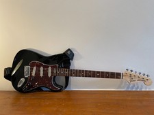 2002 Fender Stratocaster –