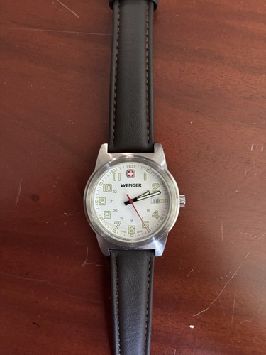 Wenger swiss army quartz watch - quartz,