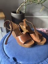 Rare Topshop Leather Wedge