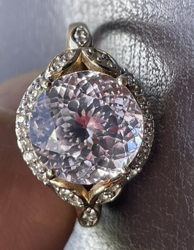 9ct yellow gold - yellow,