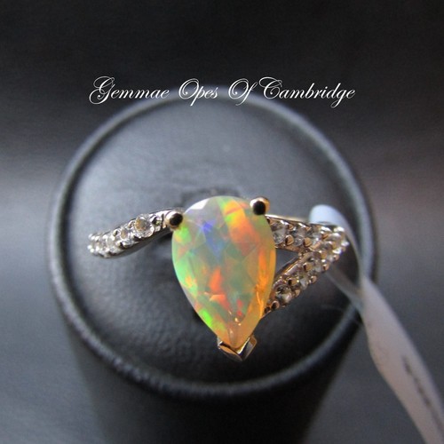 New 9ct gold pear - cut, fire