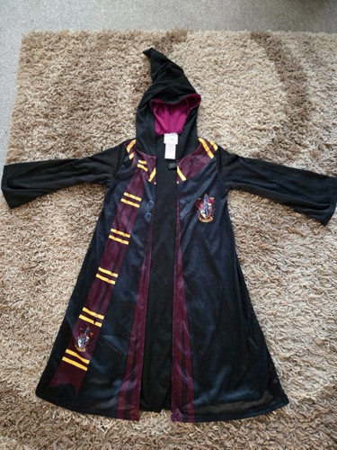 Harry potter gryffindor robe - harry,