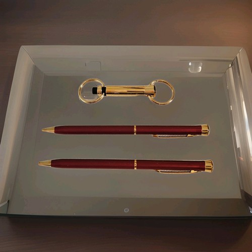 Vtg garland pen and mechanical - garland,
