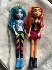 My Little Pony Equestria Girl Figures Set of 2 - Rainbow Dash & Sunset Shimmer.