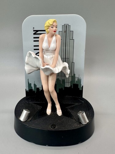 Marilyn monroe light - monroe,