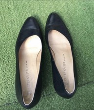 Peter Kaiser ladies court