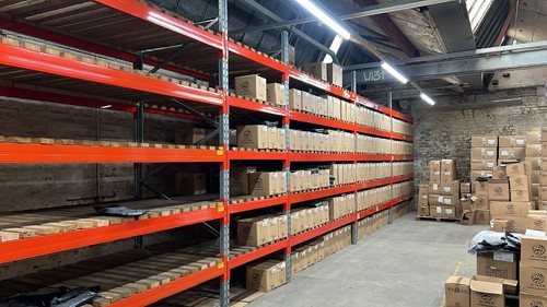 Heavy duty warehouse pallet - heavy,