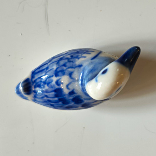 Miniature blue white - &,
