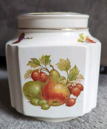Sadler fruit nuts ceramic - nuts,