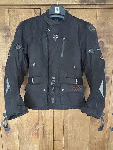 Wolf tec tour outlast black - outlast,