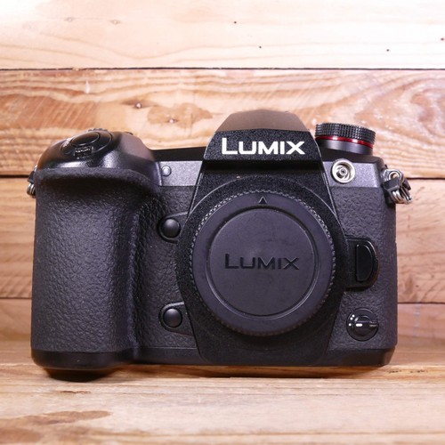 Used panasonic lumix g9 - used,